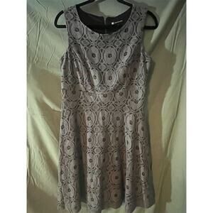 Valerie Bertinelli Gray Lace Dress Size 8 Sleeveless Fit & Flare